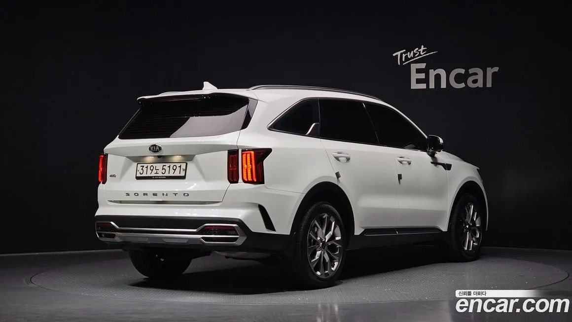 Kia Sorento — фото 6
