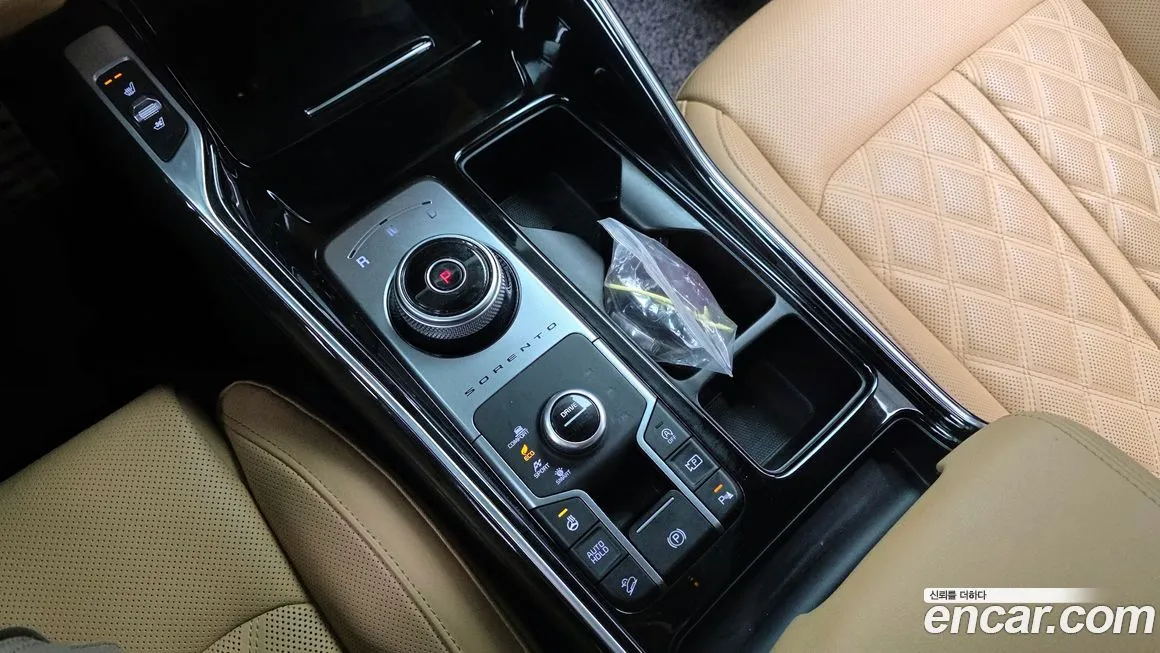 Kia Sorento — фото 9