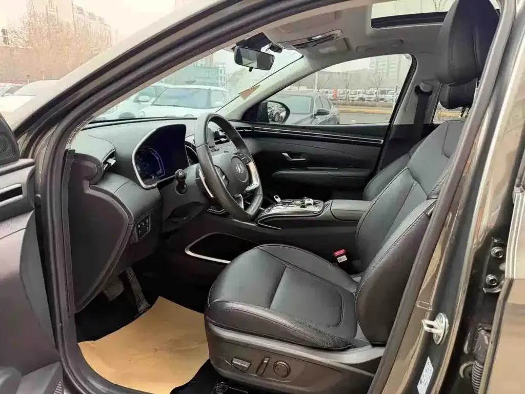 Hyundai Tucson — фото 7