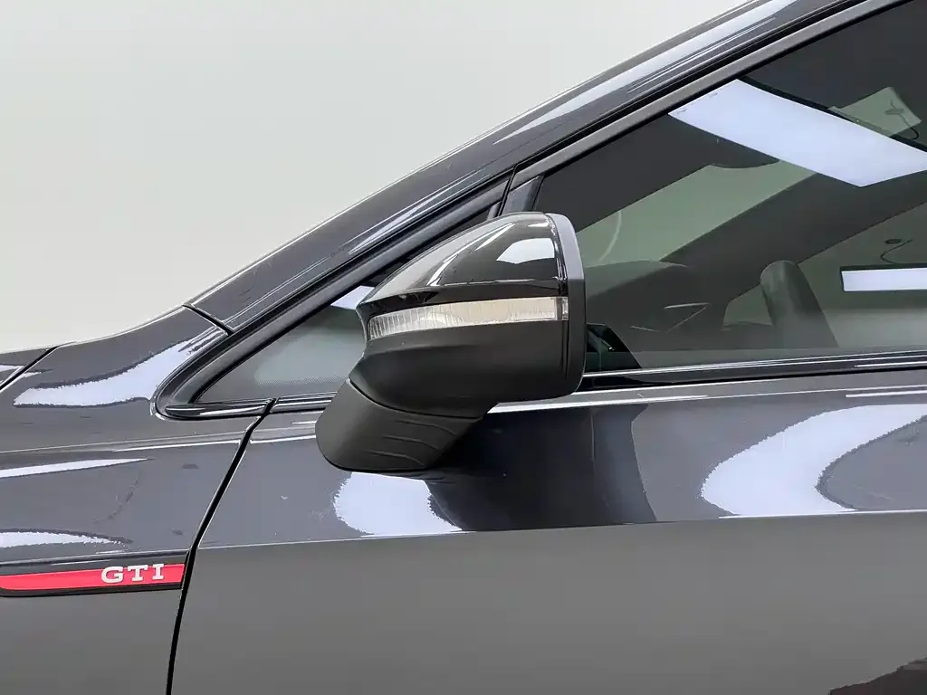 Volkswagen Golf GTI 2022 из CN, фото 2