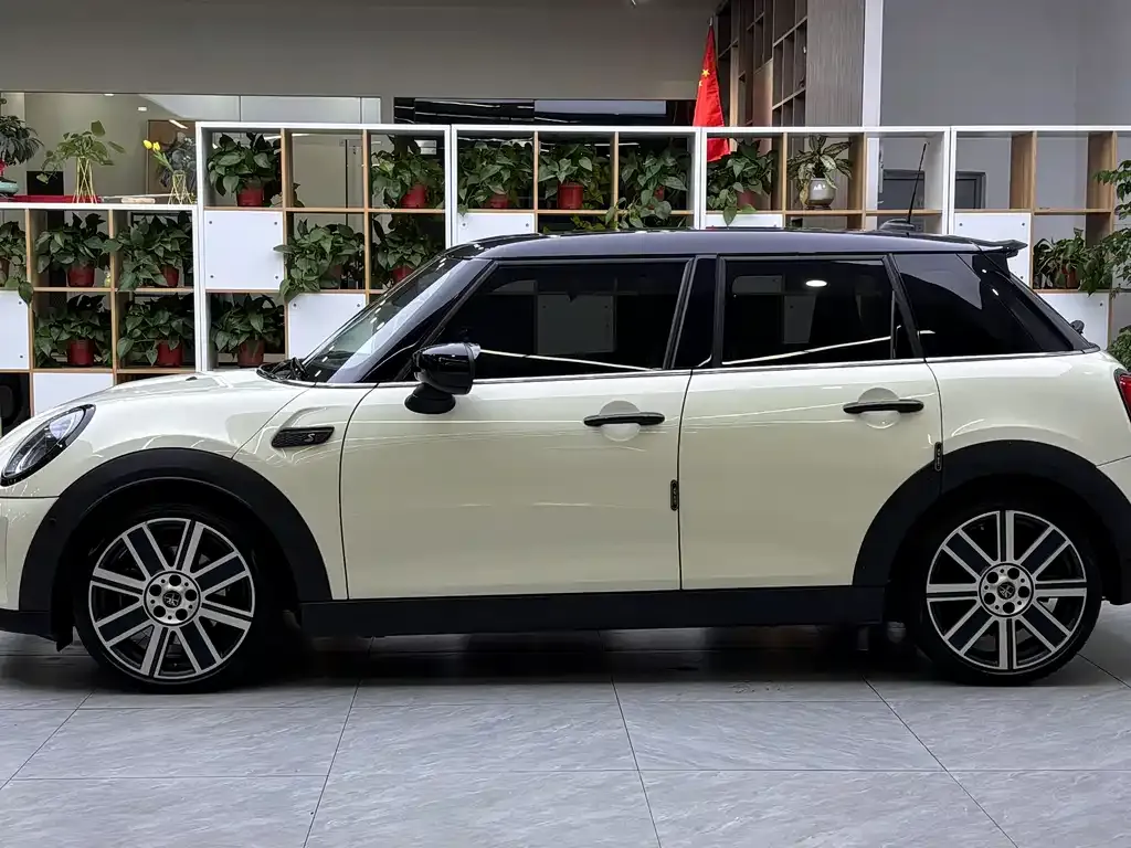 MINI Cooper (3-door) 2022 из CN, фото 8