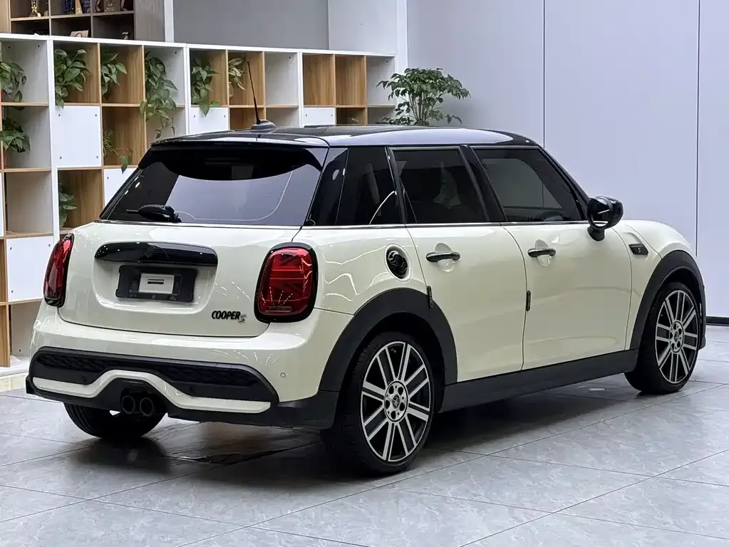 MINI Cooper (3-door) 2022 из CN, фото 5