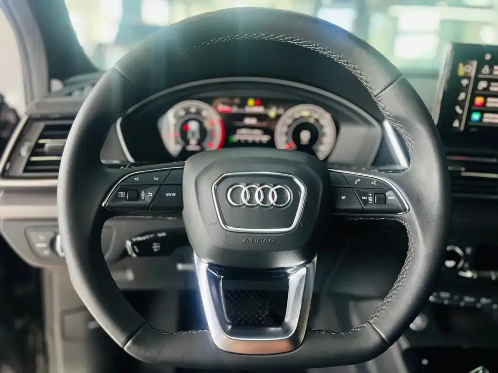 Audi Q5L 2024 из CN, фото 6