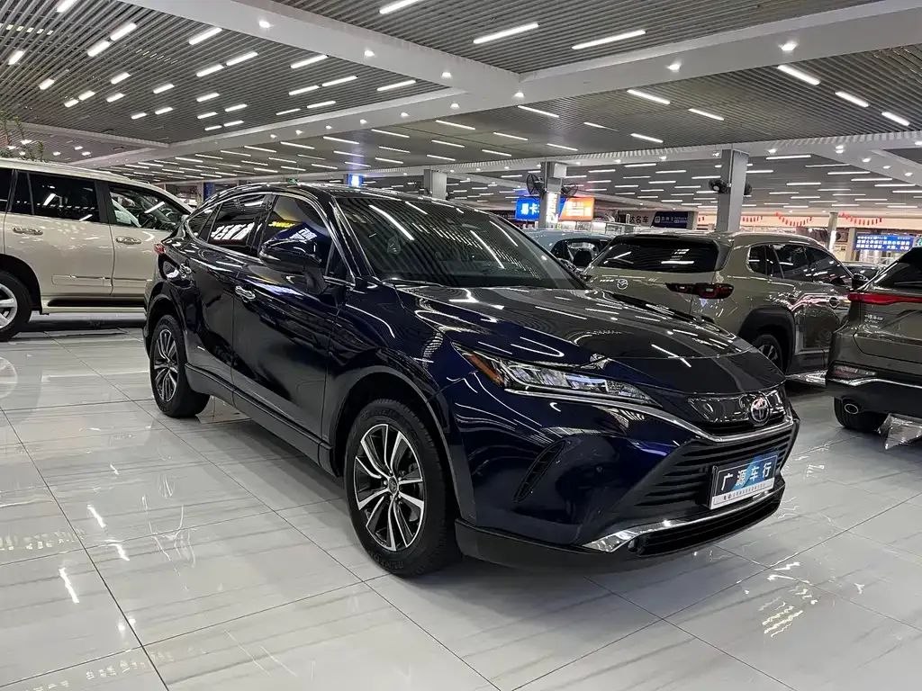 Toyota Harrier 2023 из CN, фото 8
