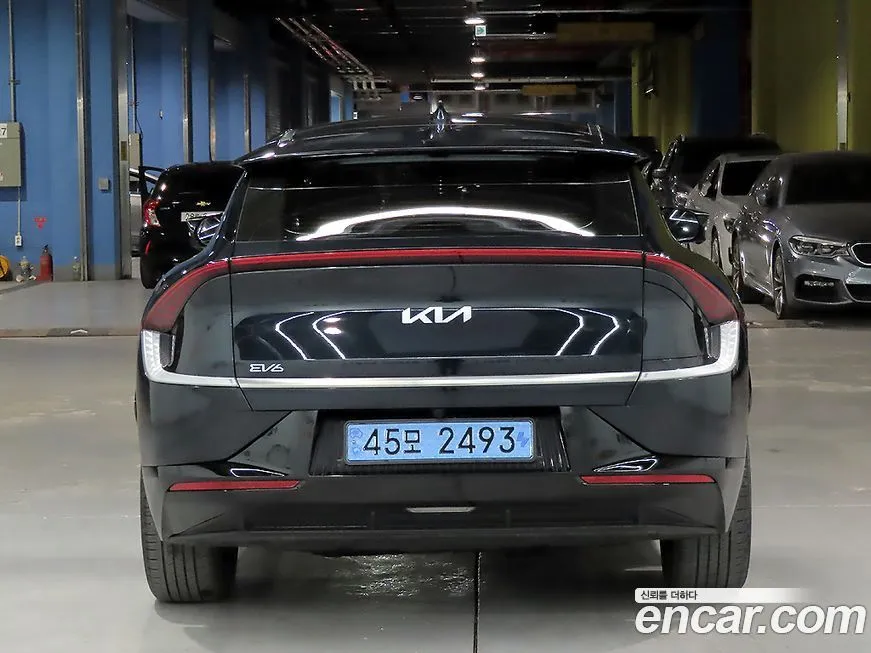 Kia EV6 — фото 6