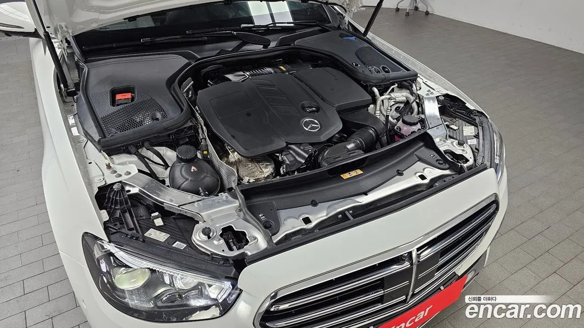 Mercedes-Benz E-Class 2022 из KR, фото 3