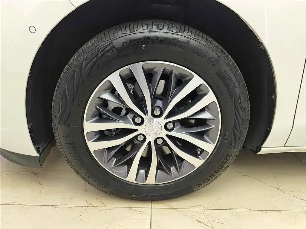 Buick GL8 2021 из CN, фото 10