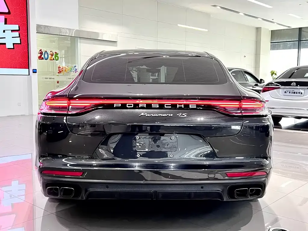 Porsche Panamera — фото 9