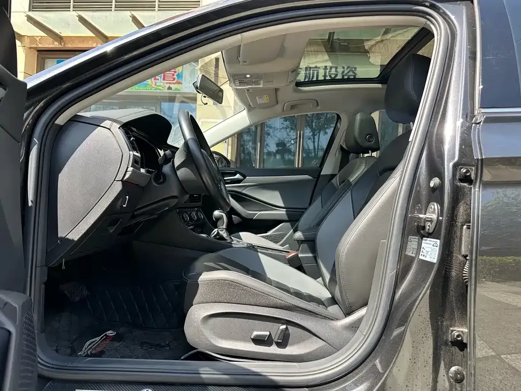 Volkswagen Sagitar 2022 из CN, фото 4