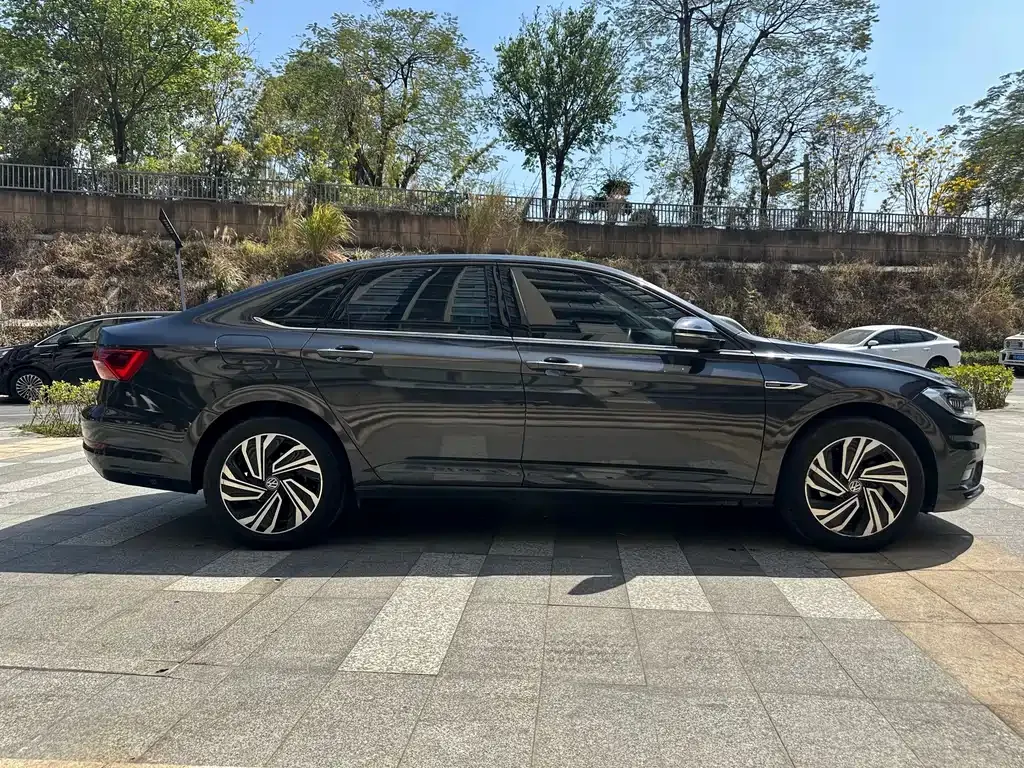 Volkswagen Sagitar 2022 из CN, фото 10