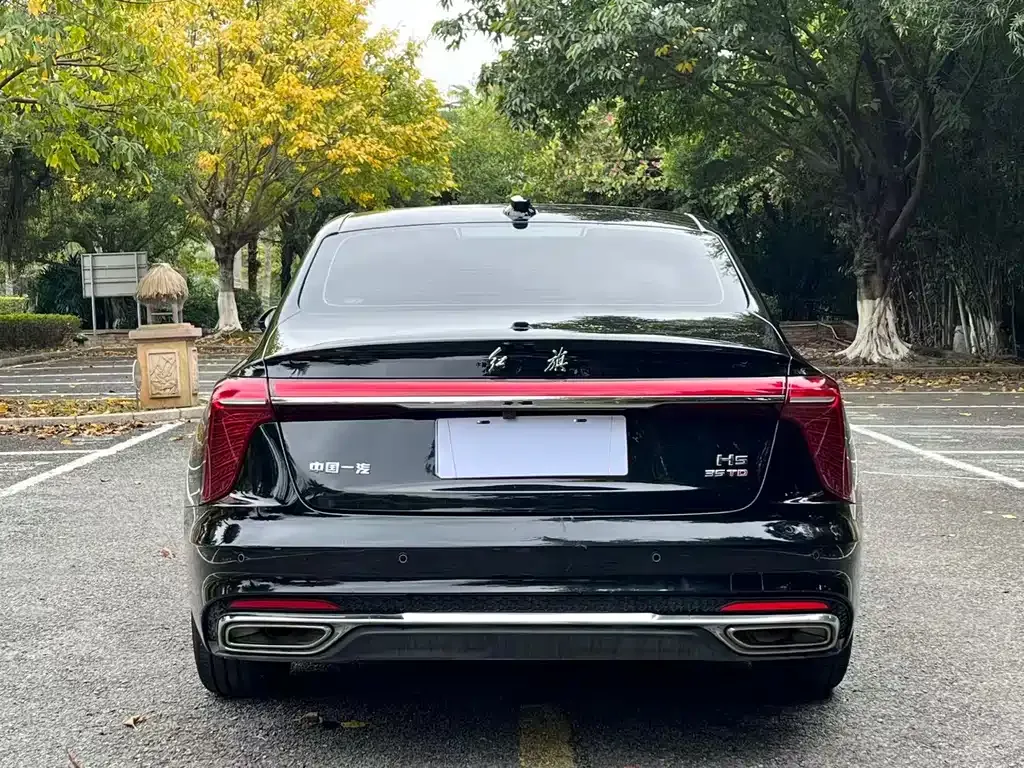 Hongqi H5 — фото 9