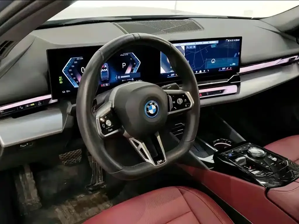 BMW i5 — фото 8