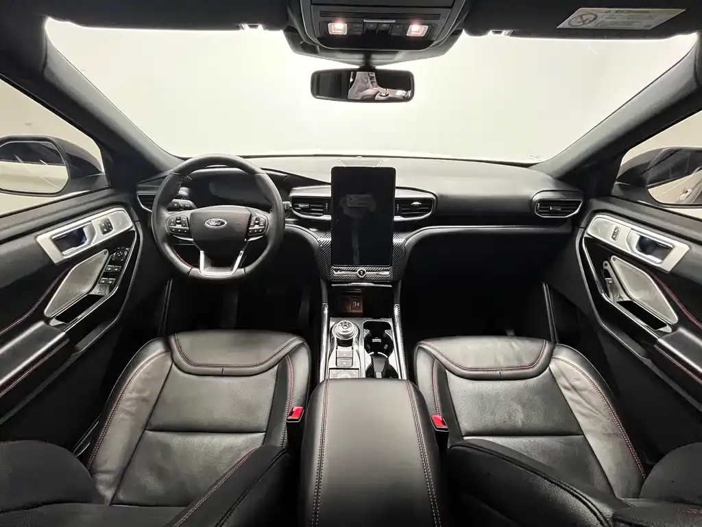 Ford Explorer 2022 из CN, фото 6
