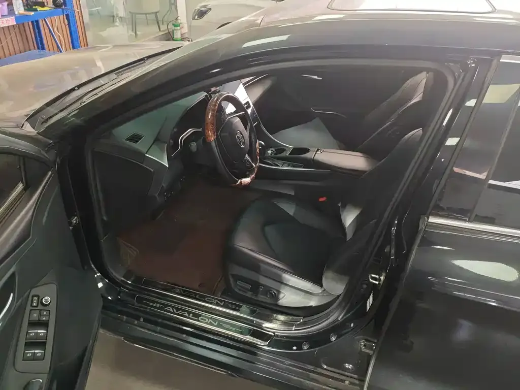 Toyota Avalon 2023 из CN, фото 8