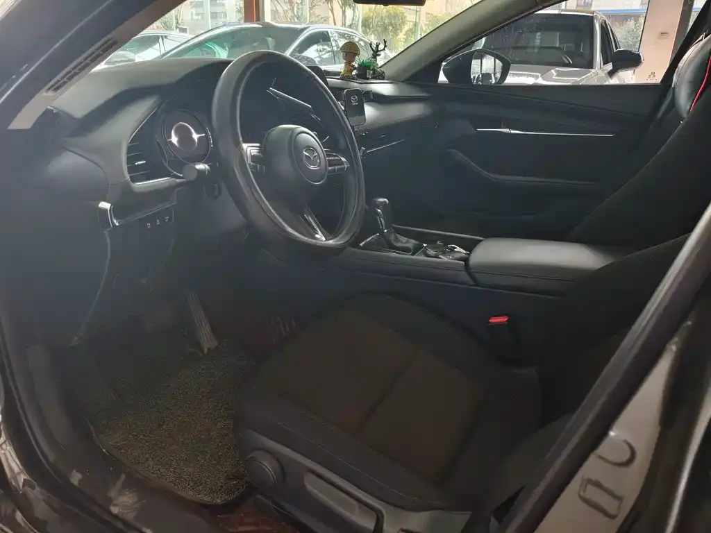Mazda 3 Axela 2022 из CN, фото 7