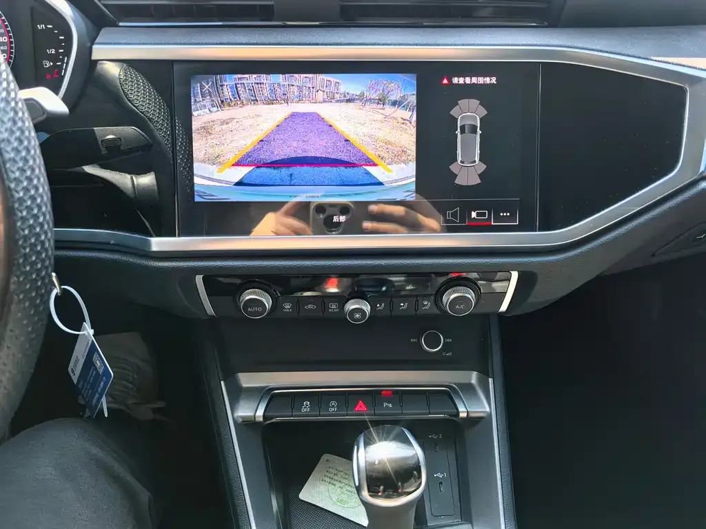Audi Q3 2023 из CN, фото 4
