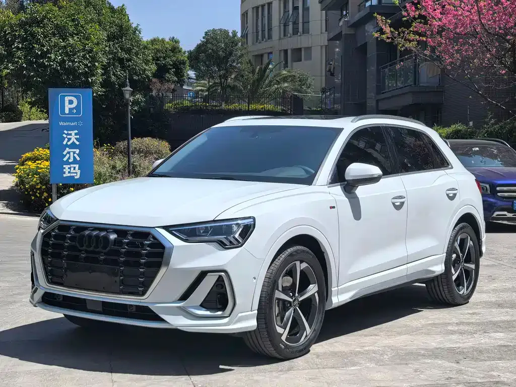 Audi Q3 2025 из CN, фото 1