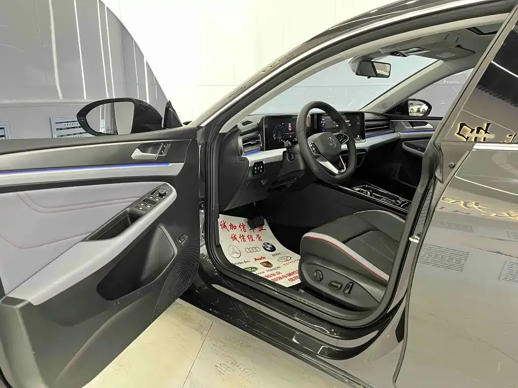 Volkswagen Lamando 2023 из CN, фото 2