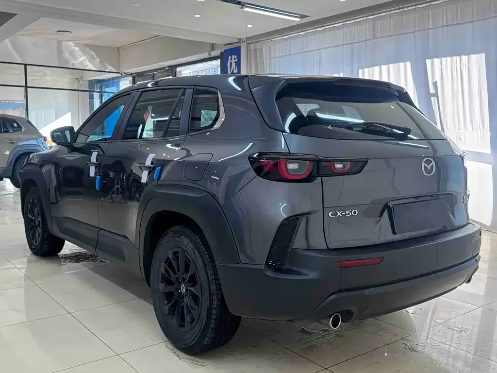 Mazda CX-50 2023 из CN, фото 8