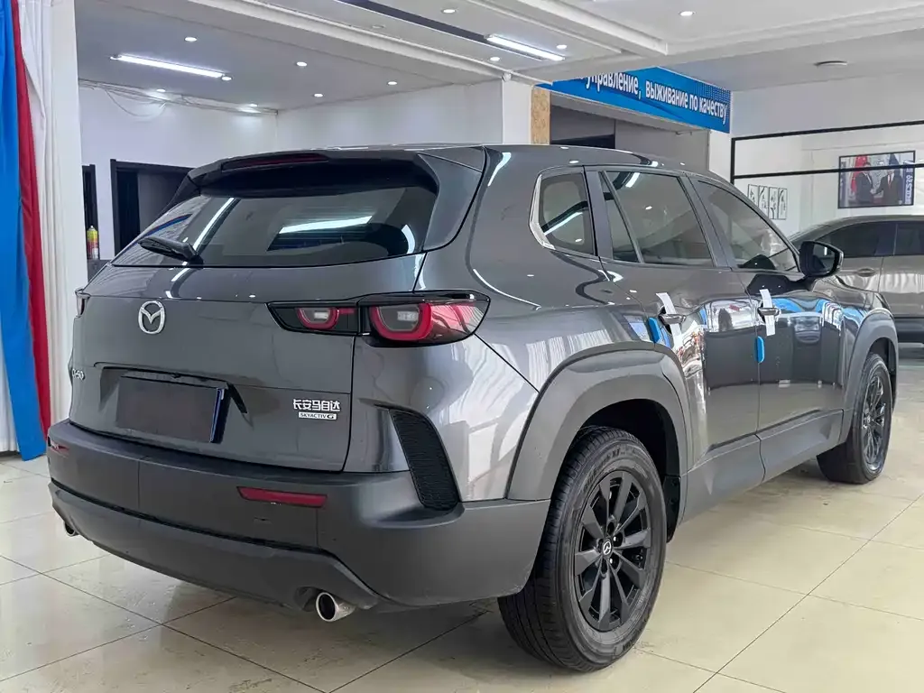 Mazda CX-50 2023 из CN, фото 4