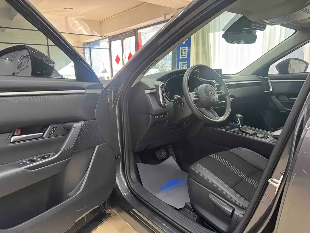 Mazda CX-50 2023 из CN, фото 5