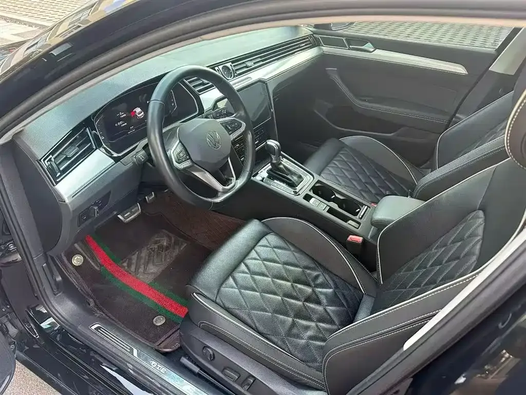 Volkswagen Magotan GTE PHEV 2023 из CN, фото 4
