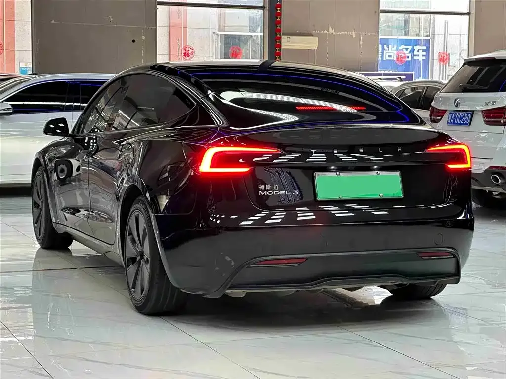 Tesla Model 3 2024 из CN, фото 5