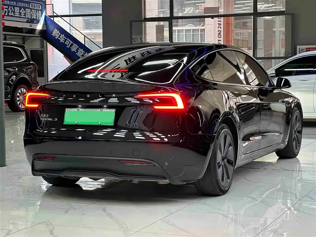 Tesla Model 3 2024 из CN, фото 10