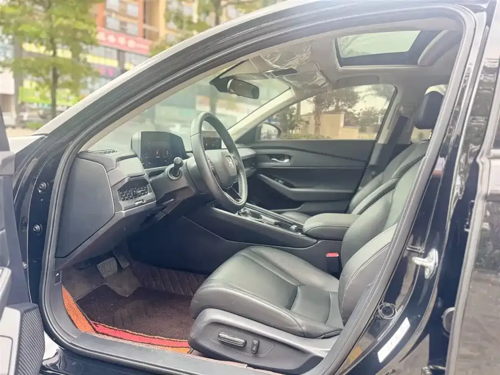 Honda Accord — фото 5
