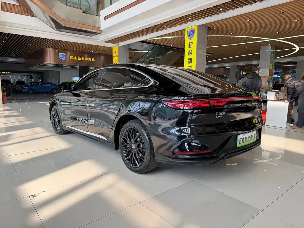 BYD Han 2025 из CN, фото 4
