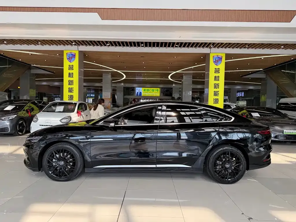 BYD Han 2025 из CN, фото 6