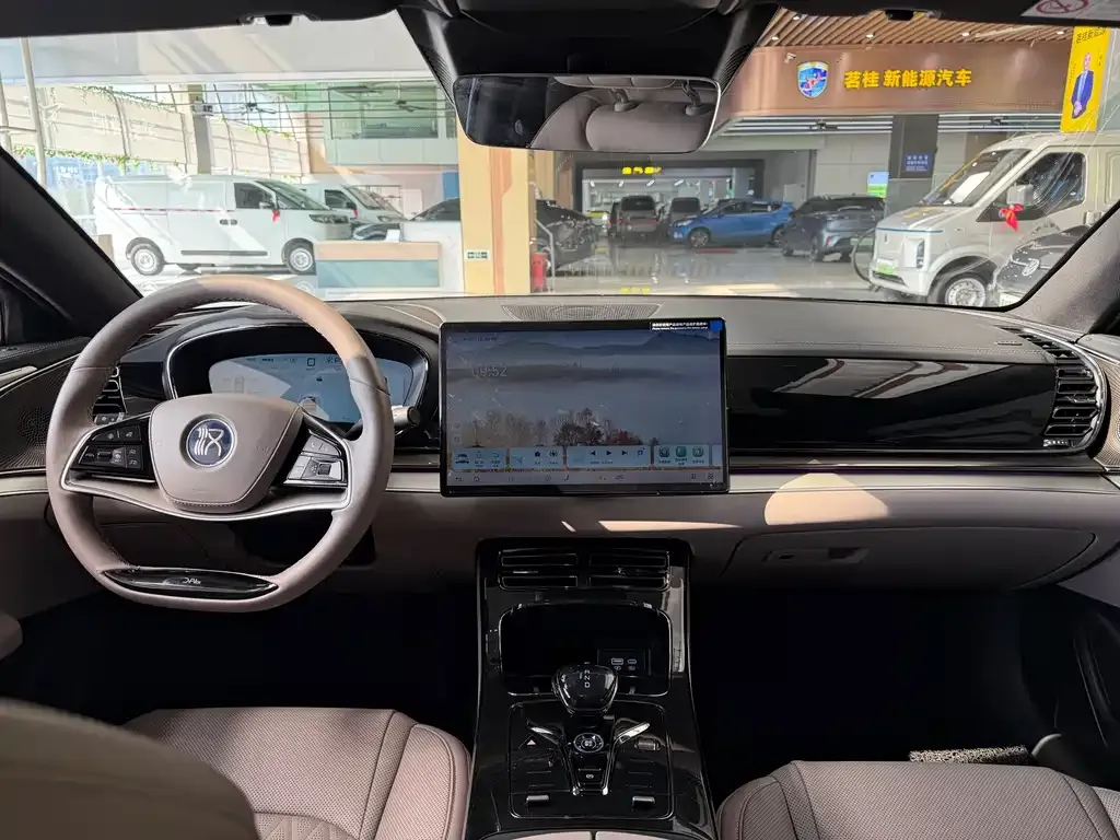 BYD Han 2025 из CN, фото 2