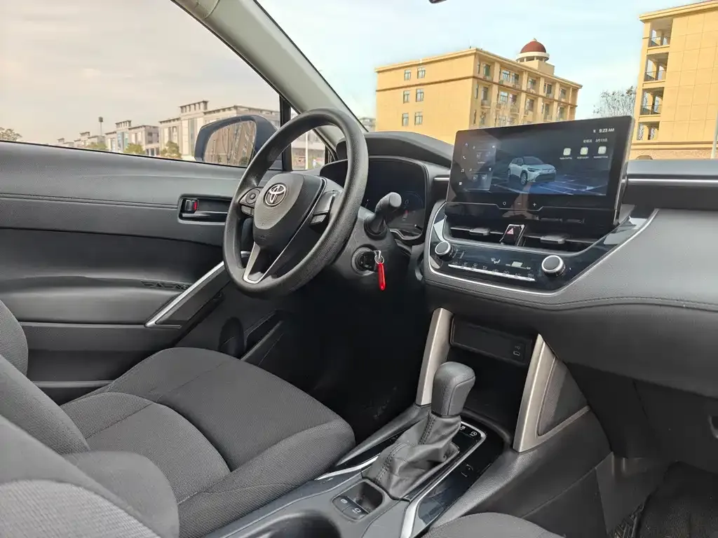 Toyota Frontlander 2023 из CN, фото 4