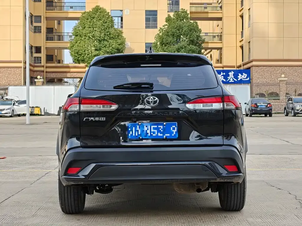 Toyota Frontlander 2023 из CN, фото 6