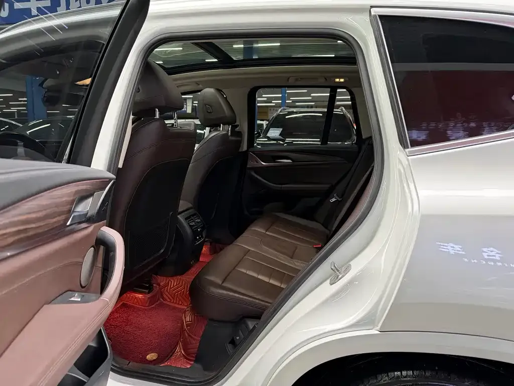BMW X3 2021 из CN, фото 7