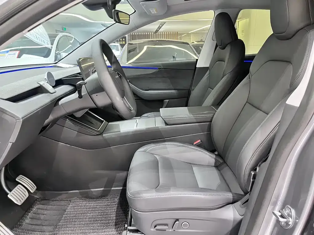 Tesla Model Y 2025 из CN, фото 8