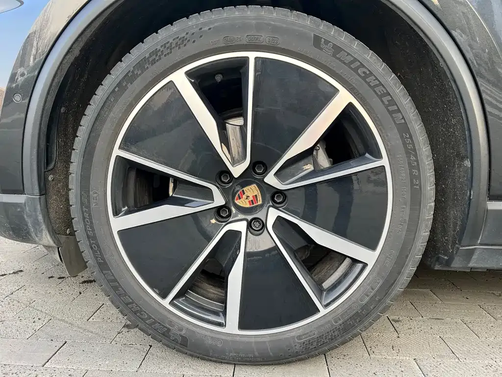 Porsche Macan EV — фото 4