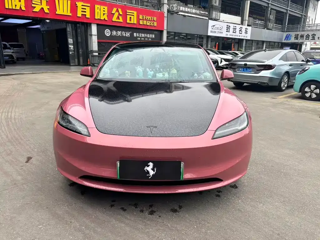 Tesla Model 3 — фото 5