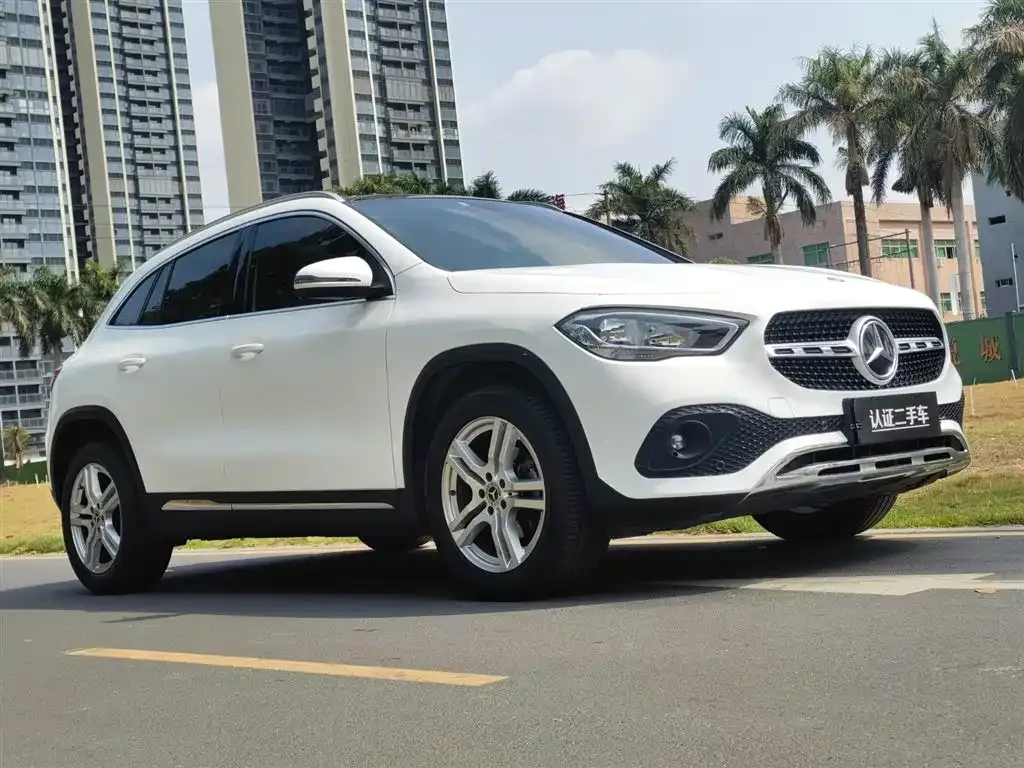 Mercedes-Benz GLA — фото 9