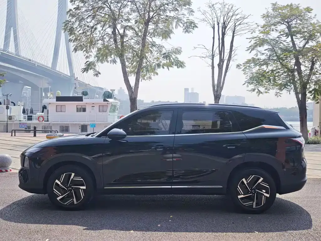 Wuling Xingguang S — фото 8