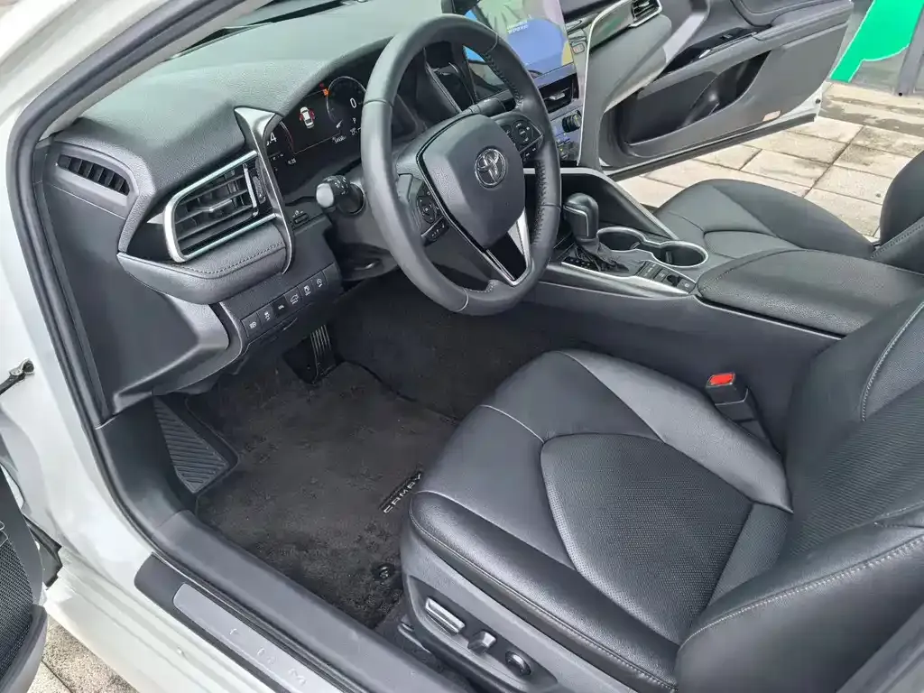 Toyota Camry 2022 из CN, фото 3