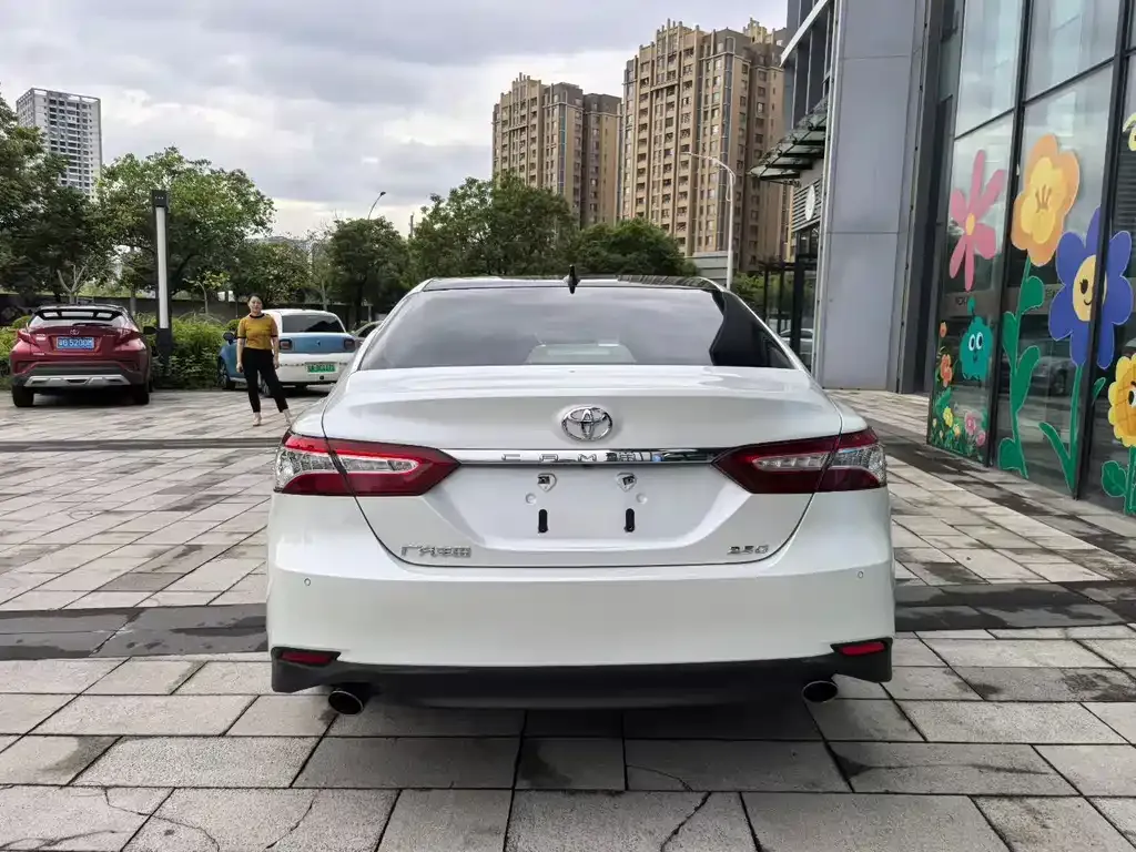 Toyota Camry 2022 из CN, фото 9