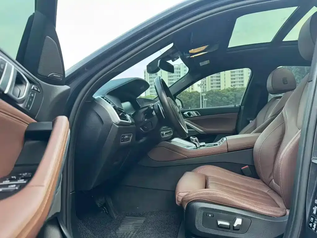 BMW X6 2021 из CN, фото 2