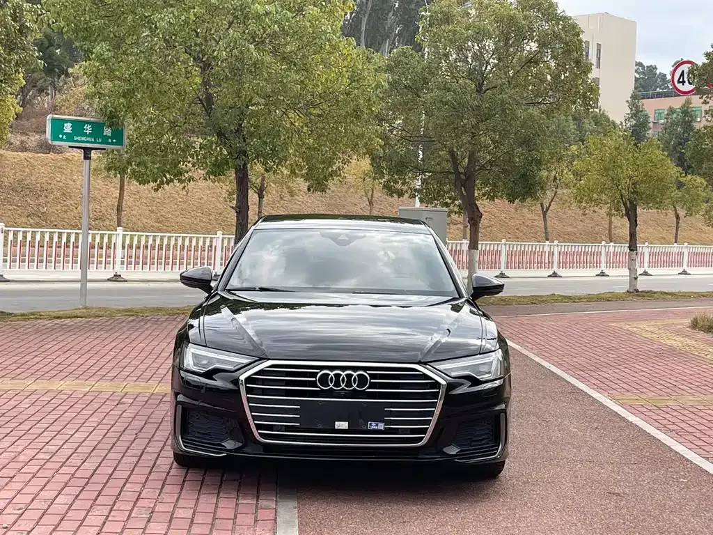 Audi A6L — фото 8