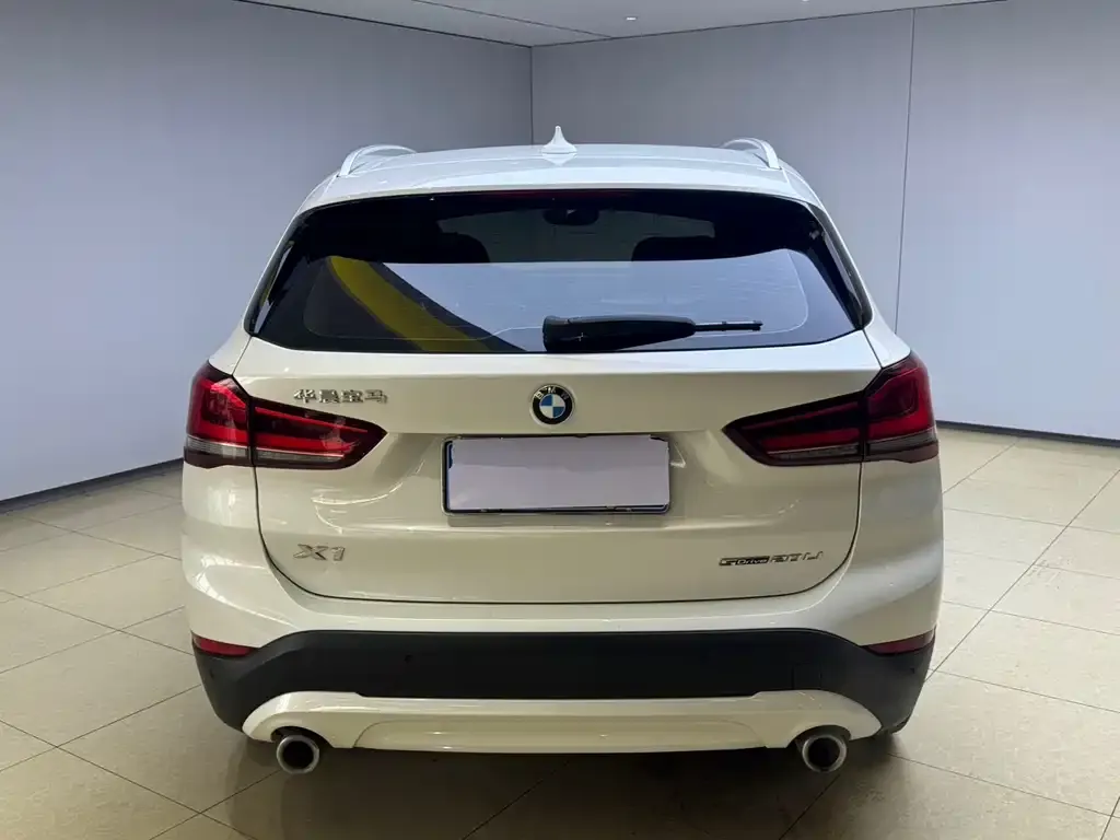 BMW X1 — фото 3