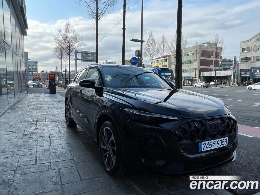 Audi Q5 2025 из KR, фото 4