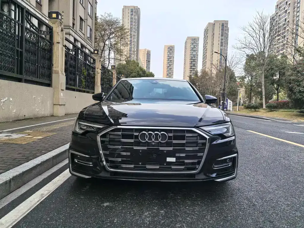 Audi A6L — фото 2