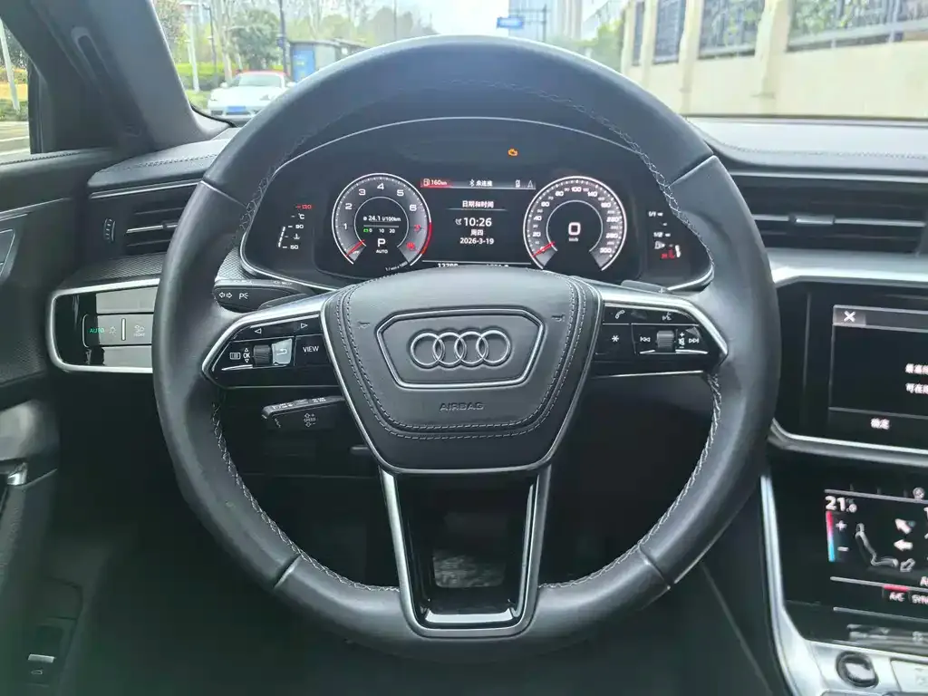 Audi A6L — фото 3