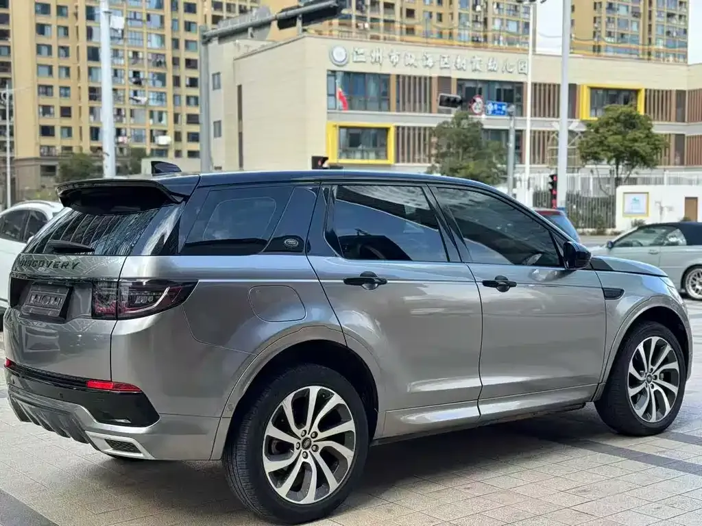 Land Rover Discovery Sport — фото 9