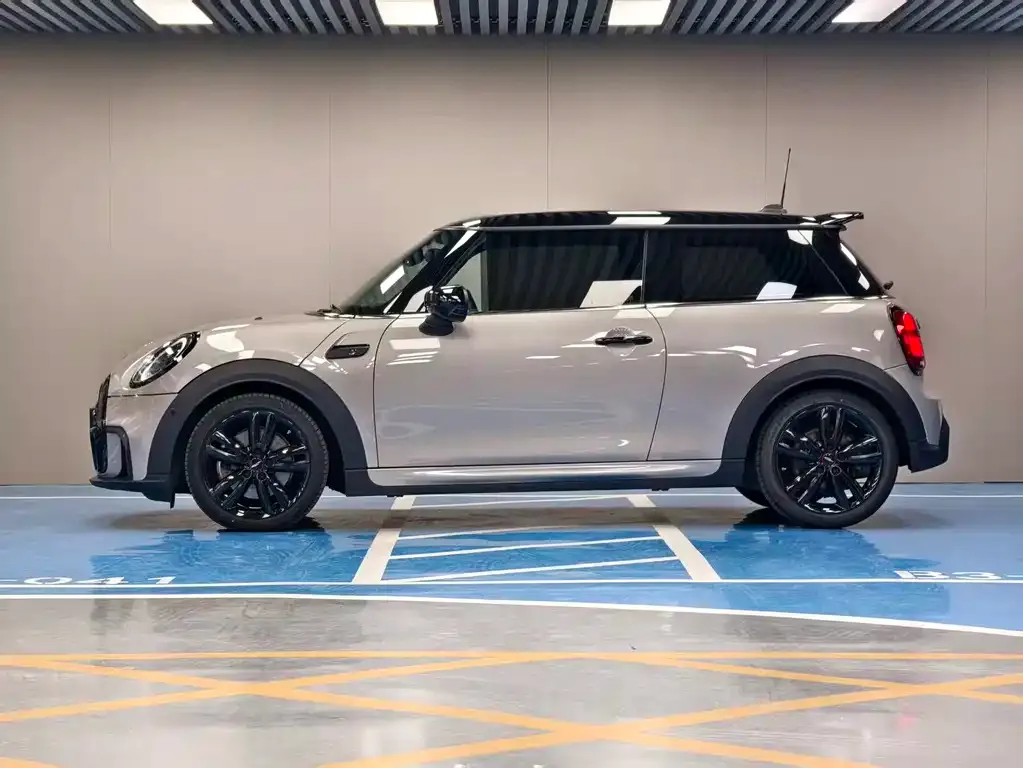 MINI Cooper (3-door) 2021 из CN, фото 6